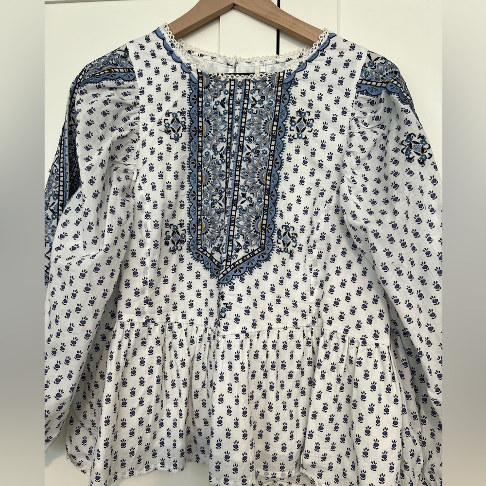 L Embroidered peplum top EUC
